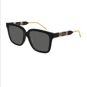 Gucci Sun glasses